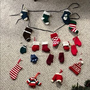 4 strings of Festive Knit Mini Stockings and Mittens Set